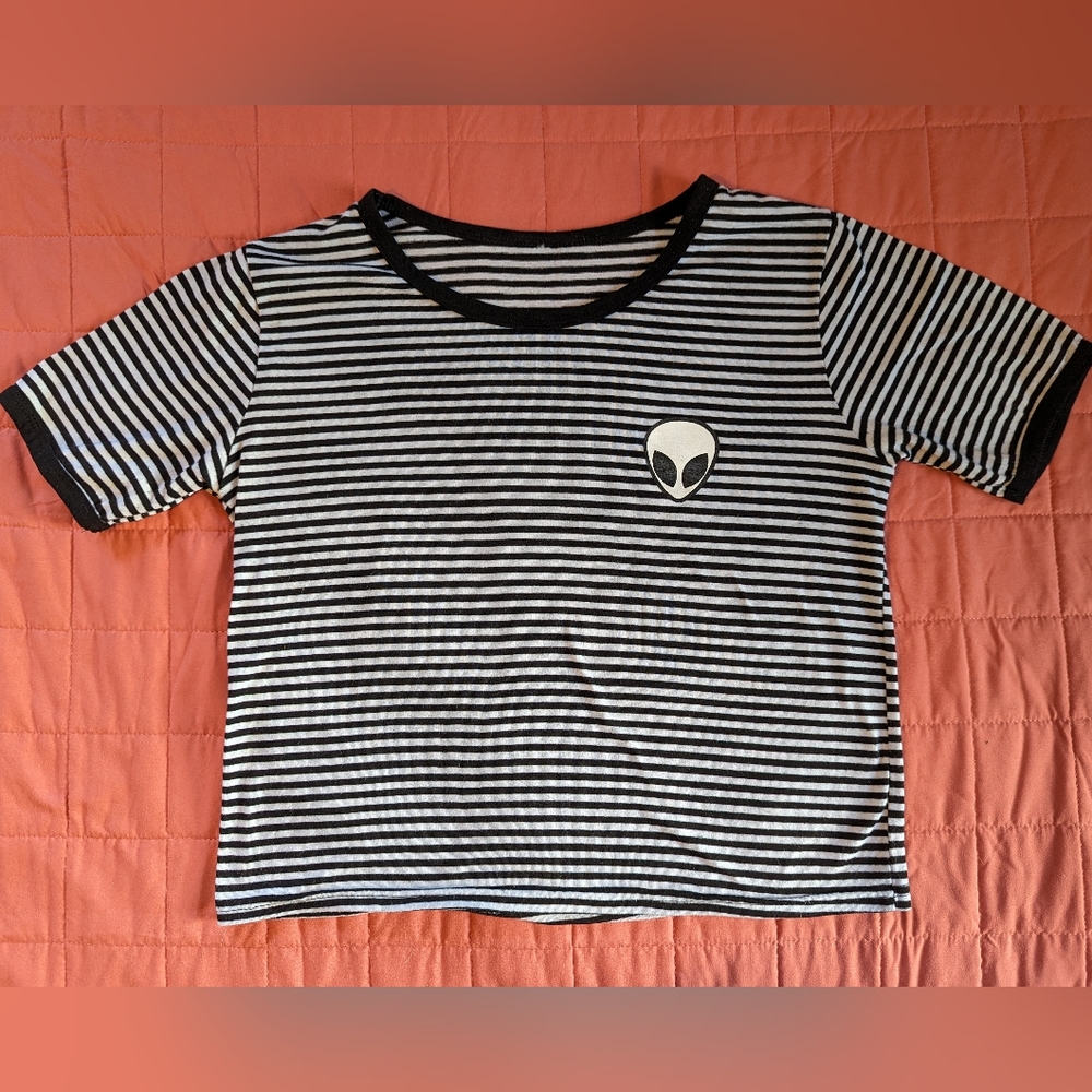 Alien t-shirt